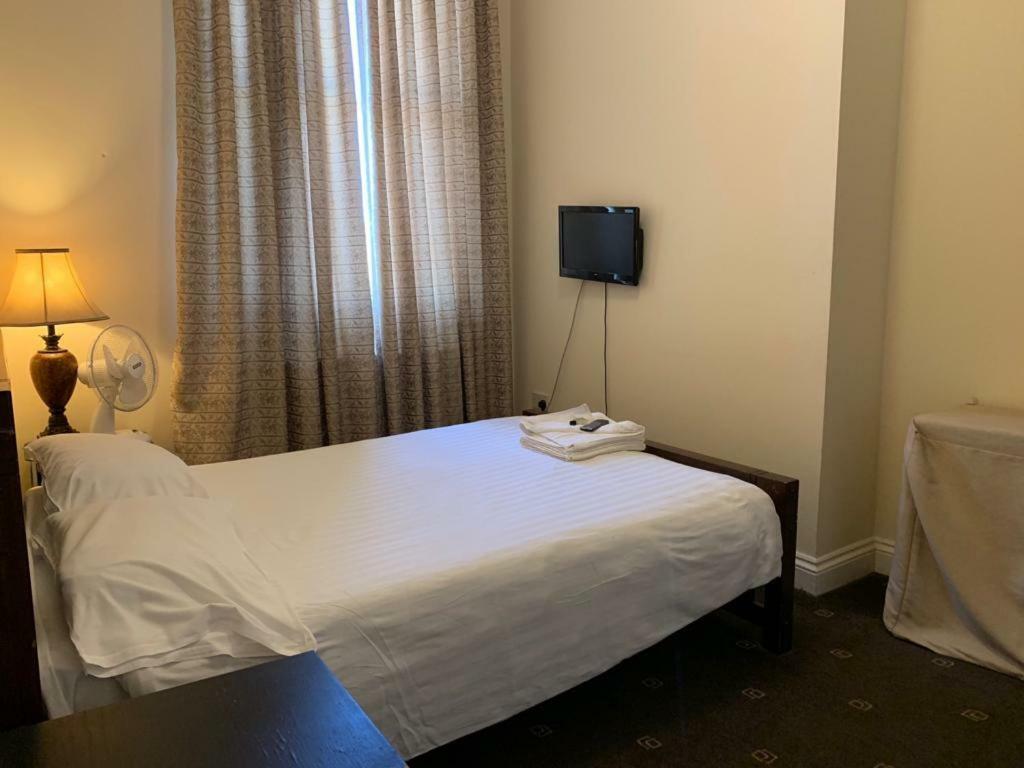 Citystay Guest House Лондон Екстериор снимка